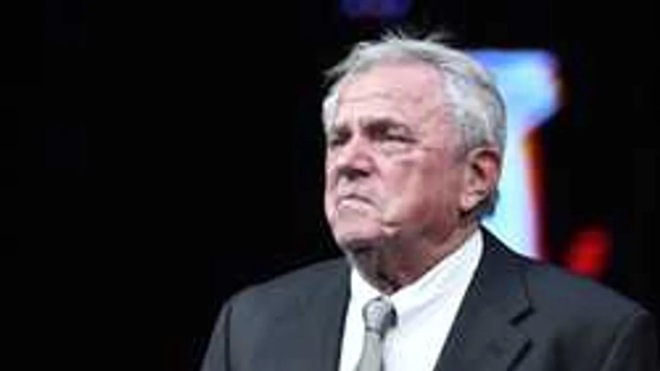 Új információk Mészöly Kálmánról, ezért nem mehet haza a legenda