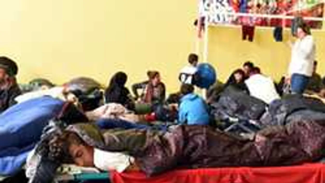 Így tanítják hazudni a migránsokat