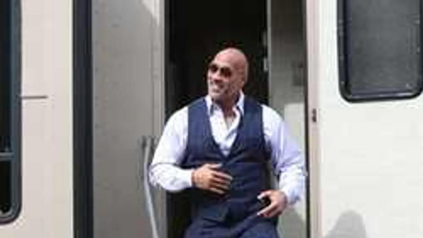 Fájdalmas vallomás:Végignézte a színész anyja öngyilkossági kísérletét