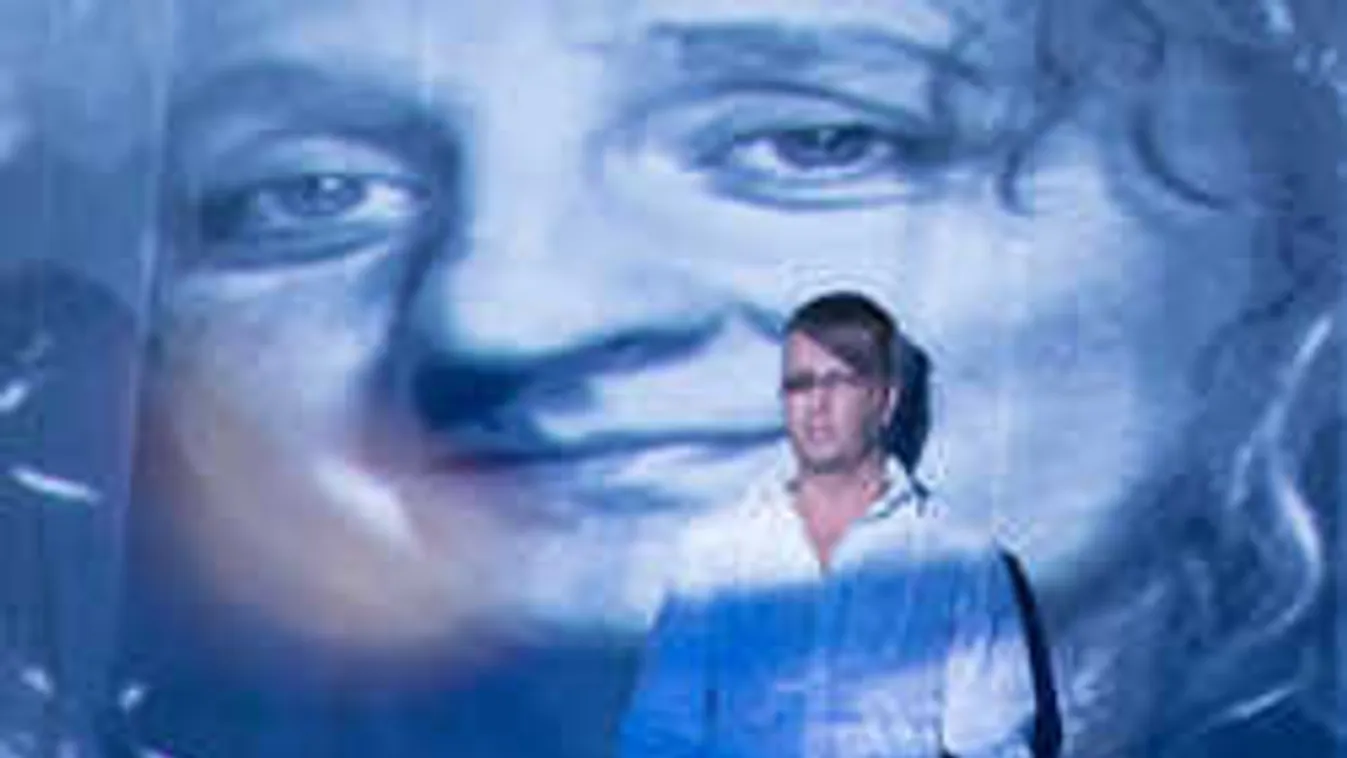 Edit asszony kiborult a Jimmy-musical bemutatóján