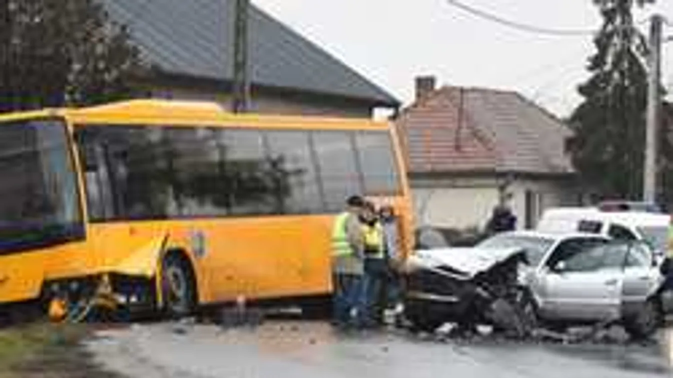 Sokkoló fotók érkeztek a nagykállói halálos buszbalesetről...