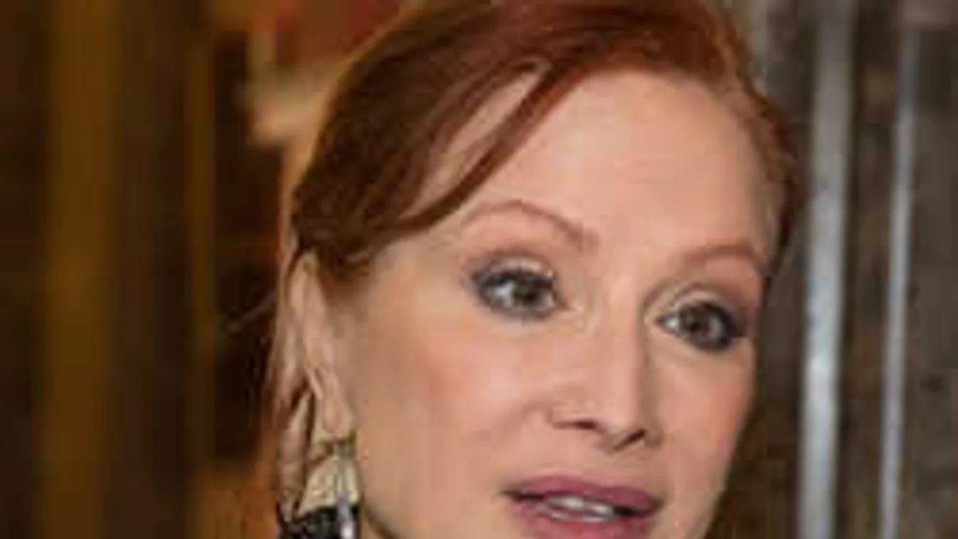 Szteroidokkal segít az orvos Détár Enikőn