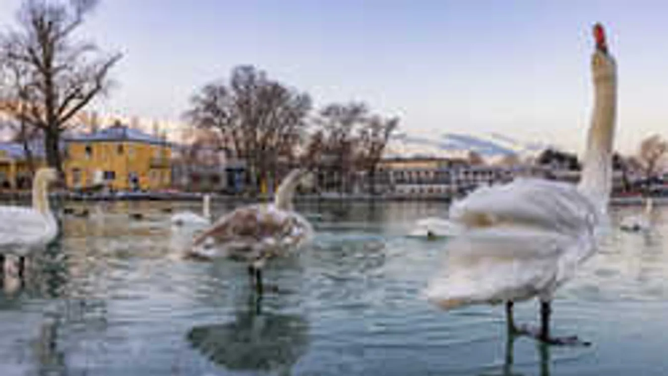 Ez maga a csoda: Álomszép látvány a téli Balaton