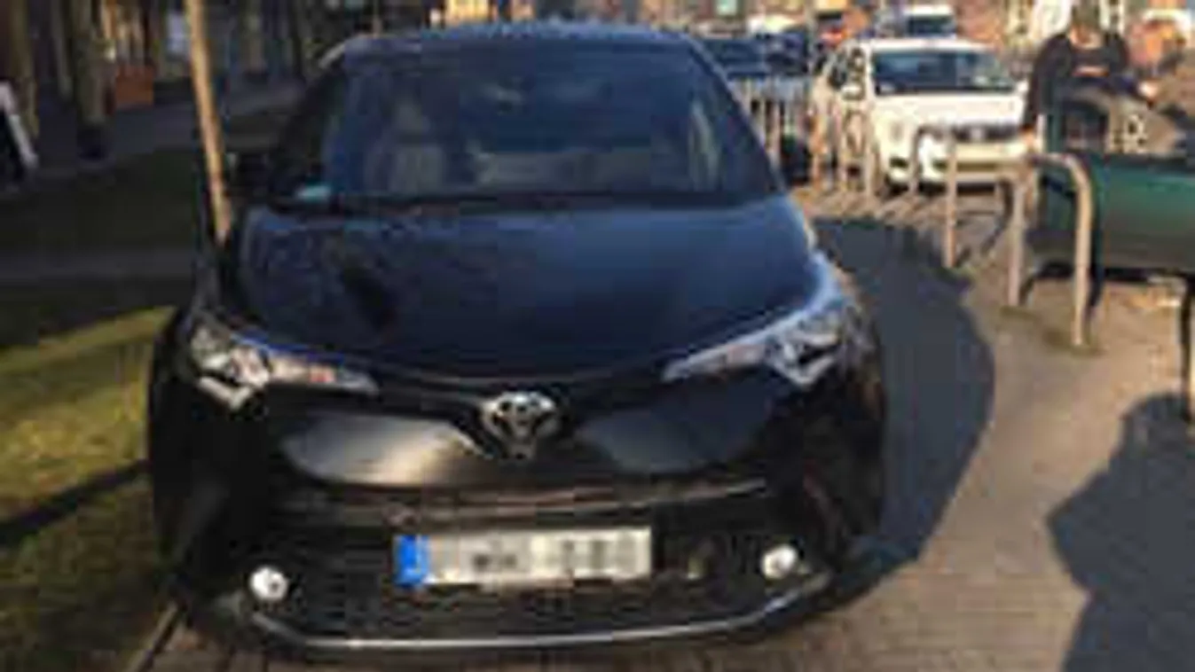 Õ nyerte "A mai nap legbunkóbb parkolása" címet...