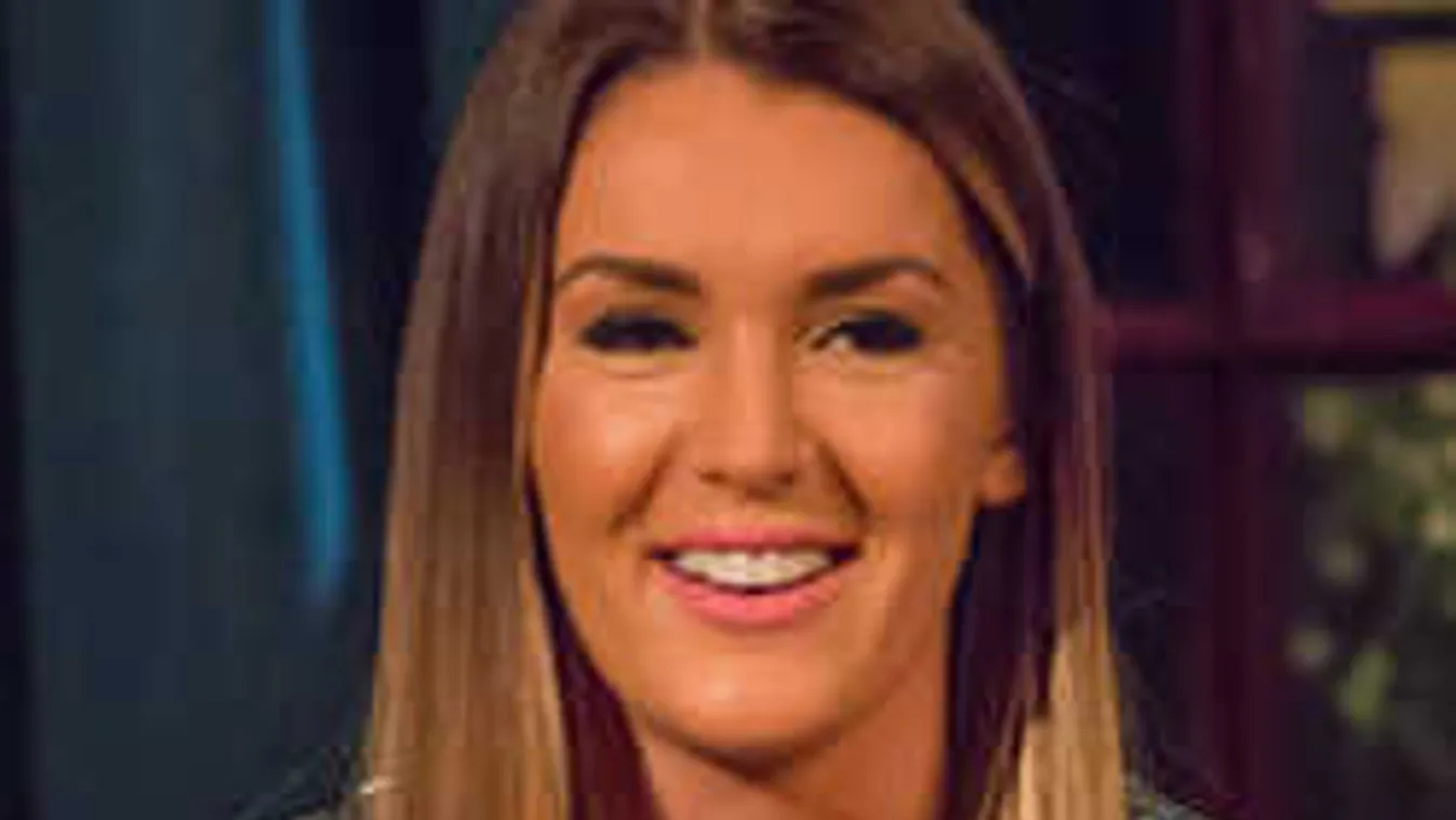 Brutál dögös kép került fel az internetre Hódi Pameláról