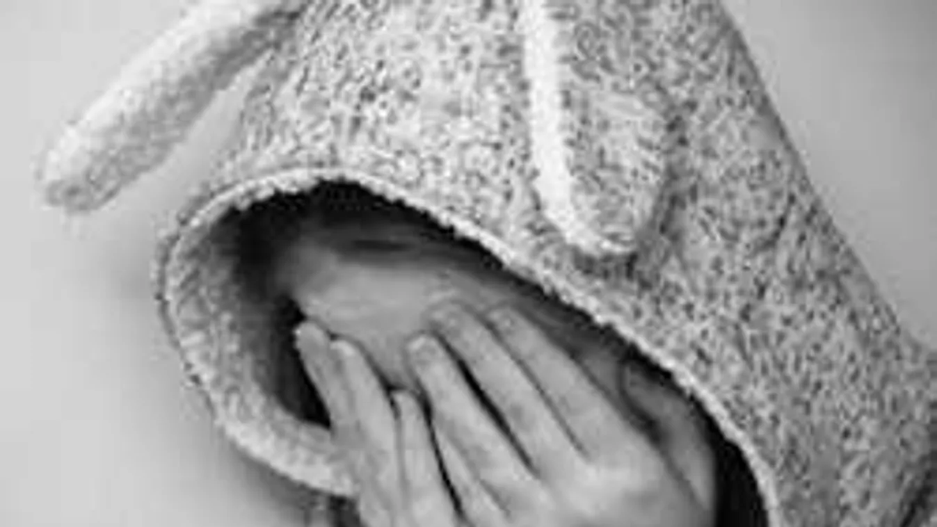 Botrány, durván megalázta a román orvos a magyar kislányt