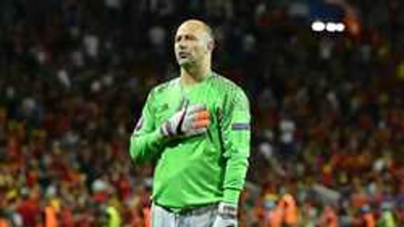 Megható fotót tett közzé Király Gábor, jár a tisztelet