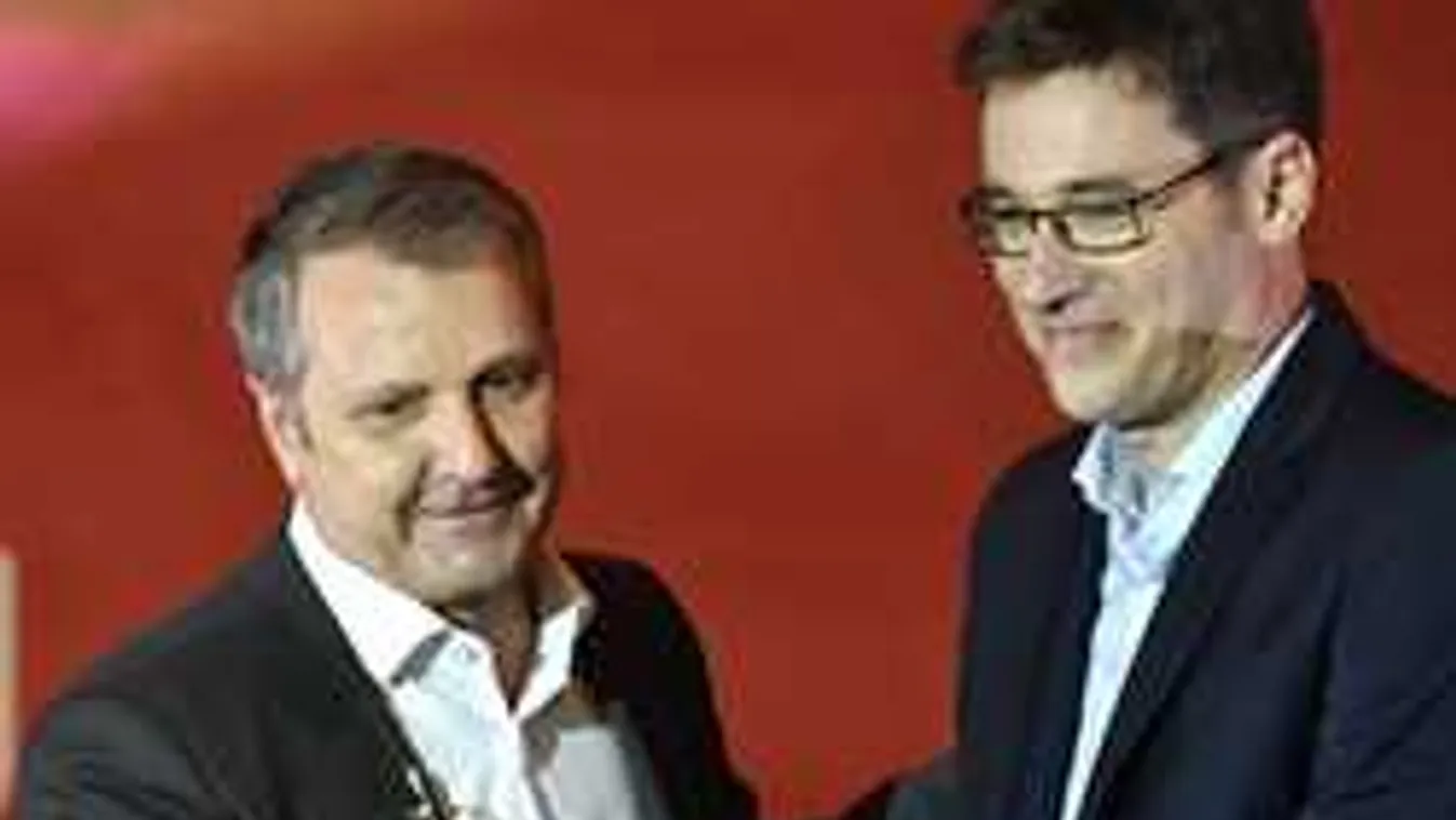 Abszolút többség a Fidesznél, megzuhant a "karácsonyozó" MSZP