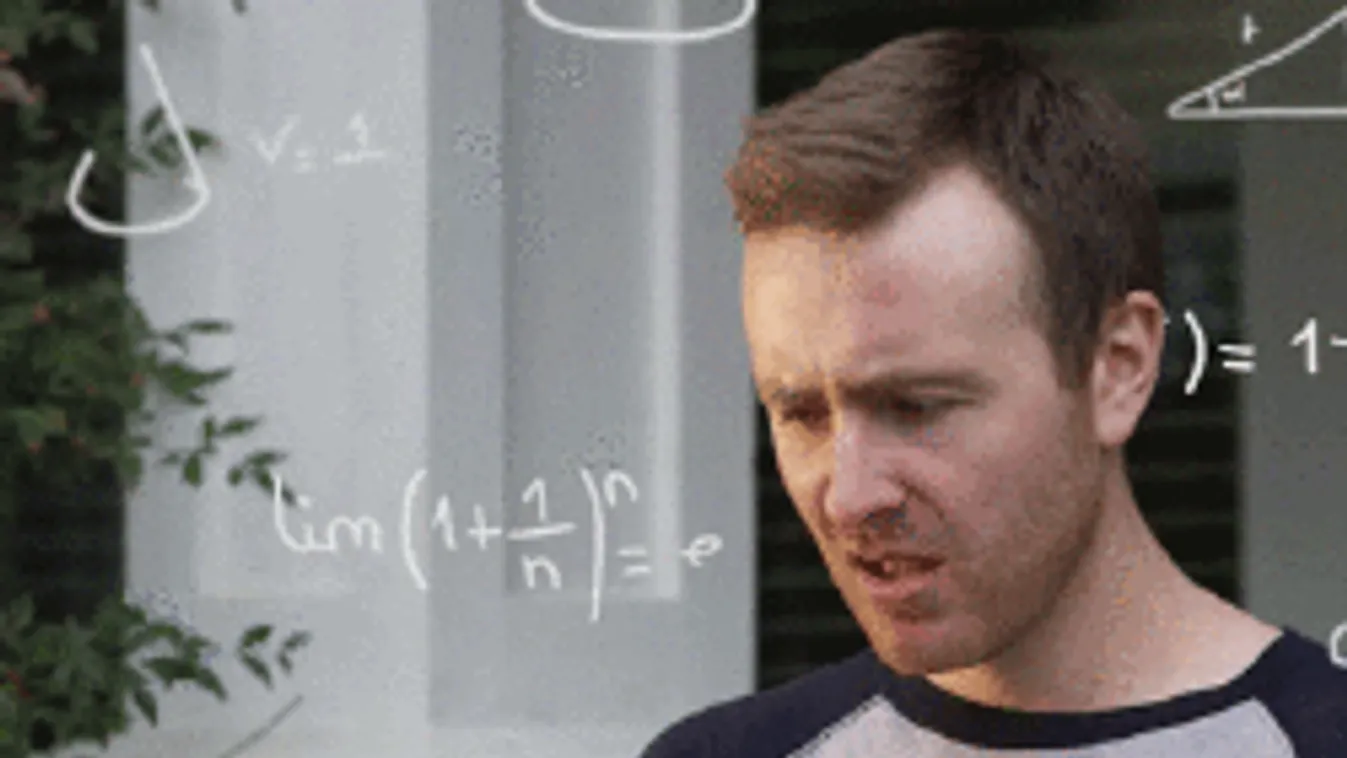 Csúnyán beégette magát saját plakátján a madaras Tesco