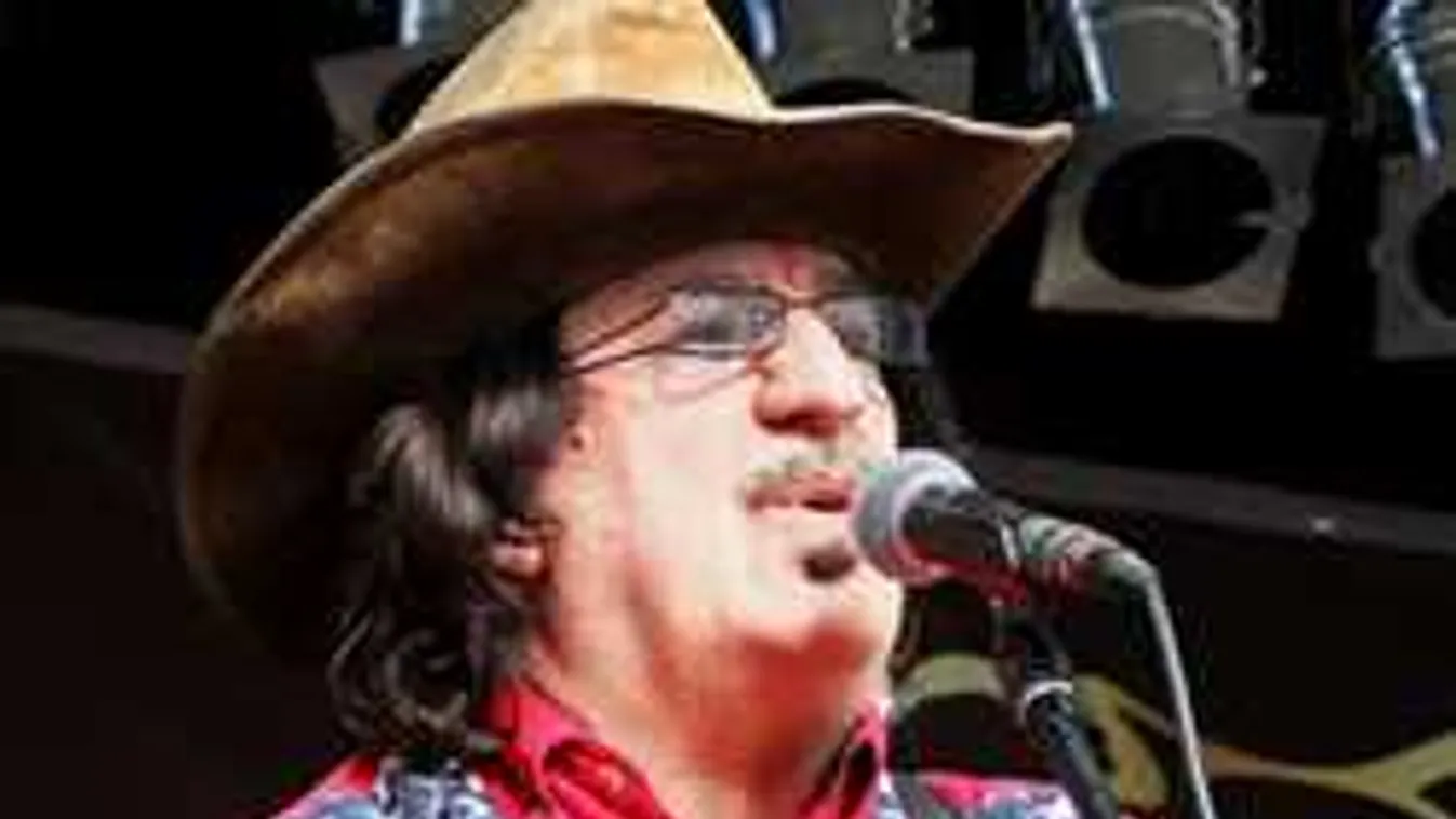 Így néz ki a tüdőrákkal küzdő magyar énekes, alig lehet ráismerni