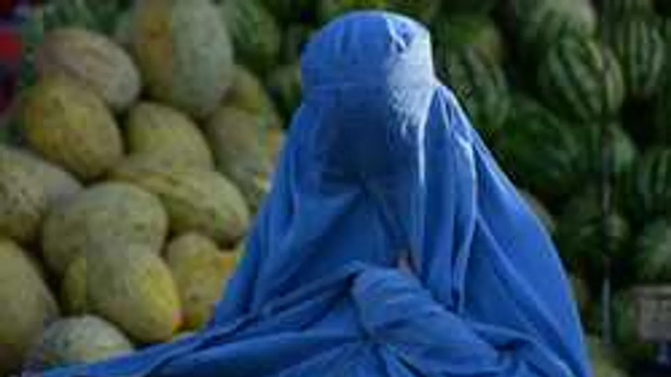 Újabb európai ország tiltja be a burkát