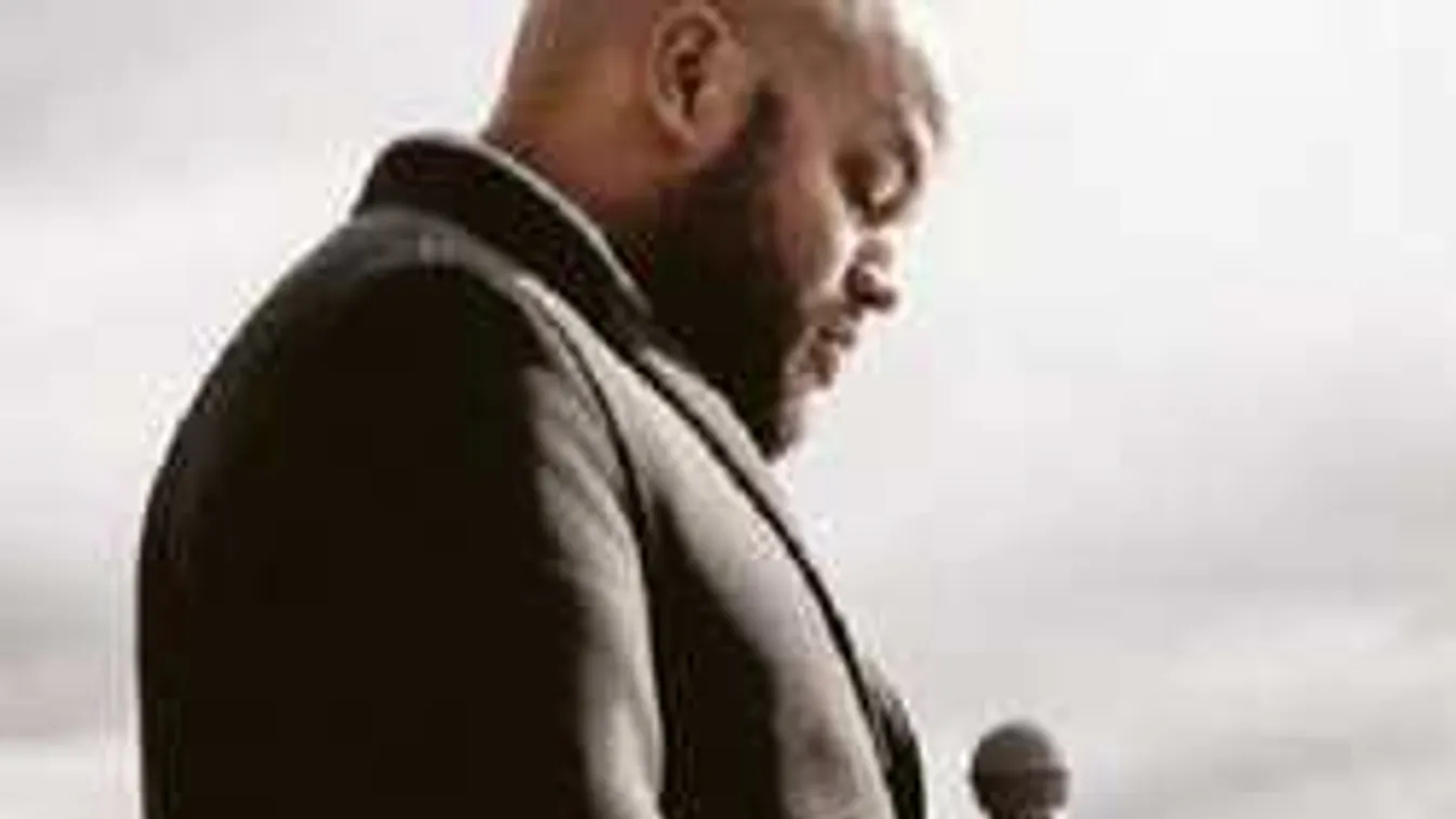 Elmenekülne Svédországból az ország egyik legnagyobb sztárja