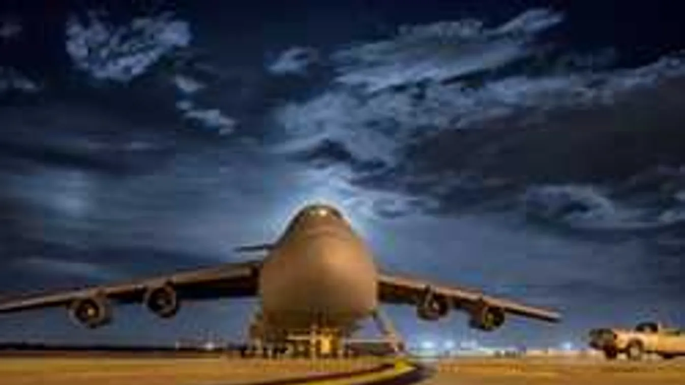 Óriási fordulat, megtalálták az eltűnt maláj gép roncsait?