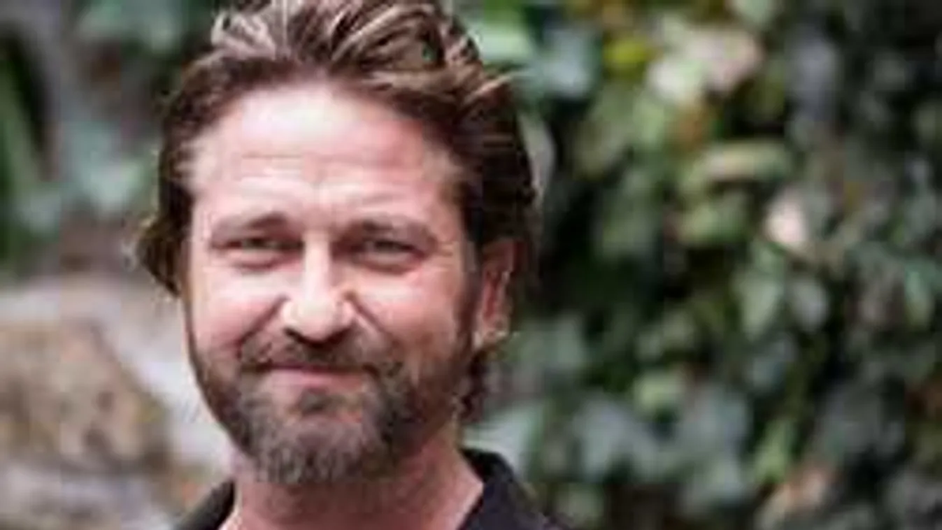 Rendesen kiütötték a nők álompasiját meccsnézés közben - videó