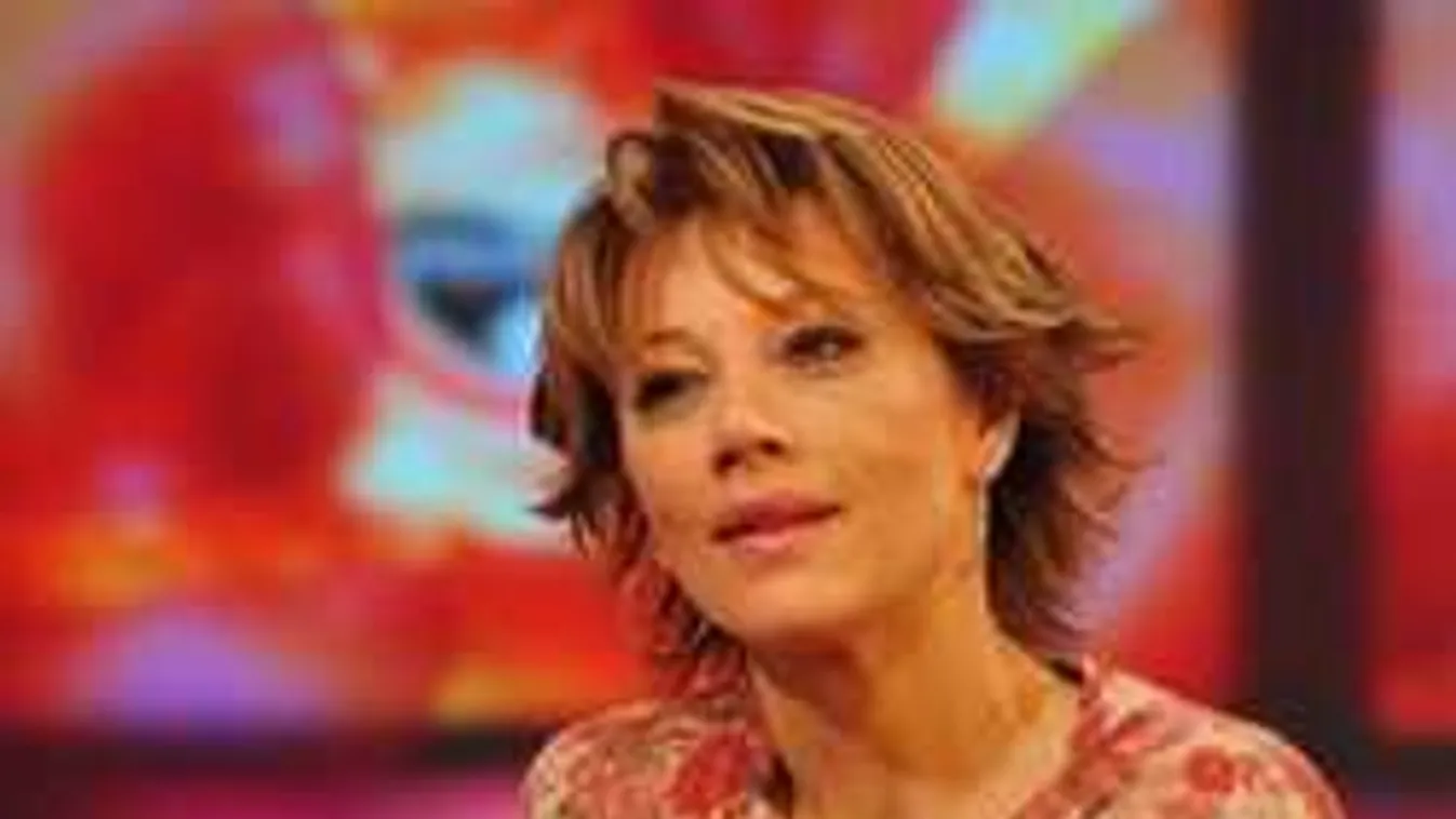 Fiatalabb pasira vágyik a dögös magyar sztáranyuka