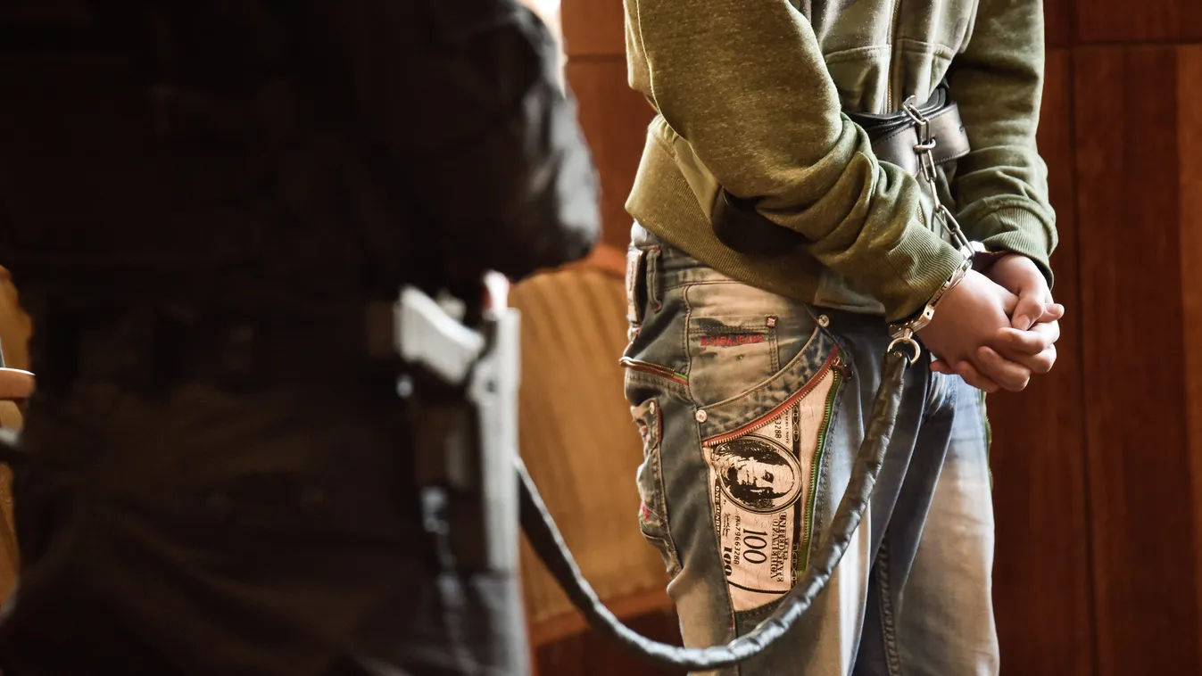 Gyűlölte az anyja a gyilkos tatabányai tinit?