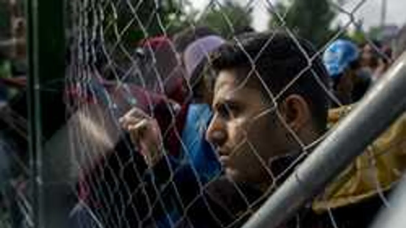 Az ellenzék migránsokat telepítene az üres lakásokba. Megkezdték az összeírást