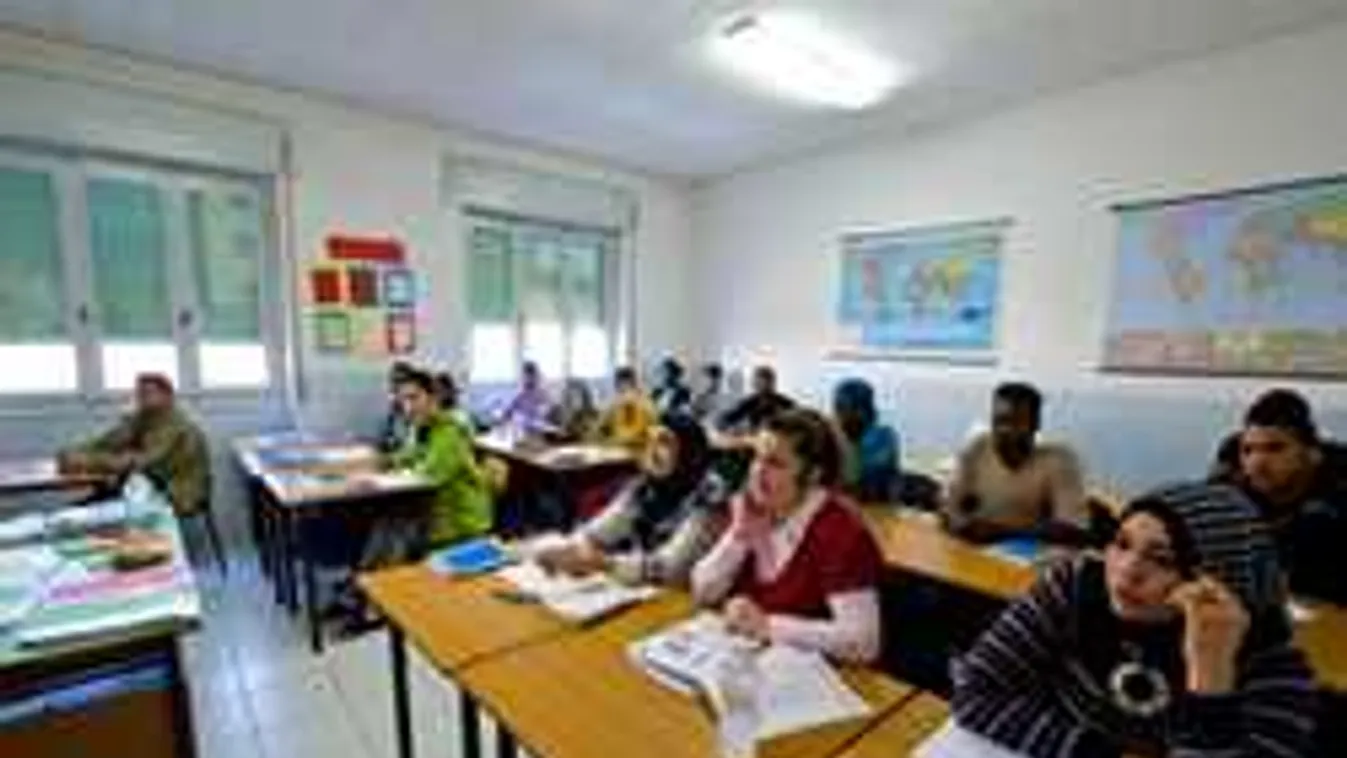 Gumicukorevés miatt terrorizálják a gyerekeket a muszlim diákok