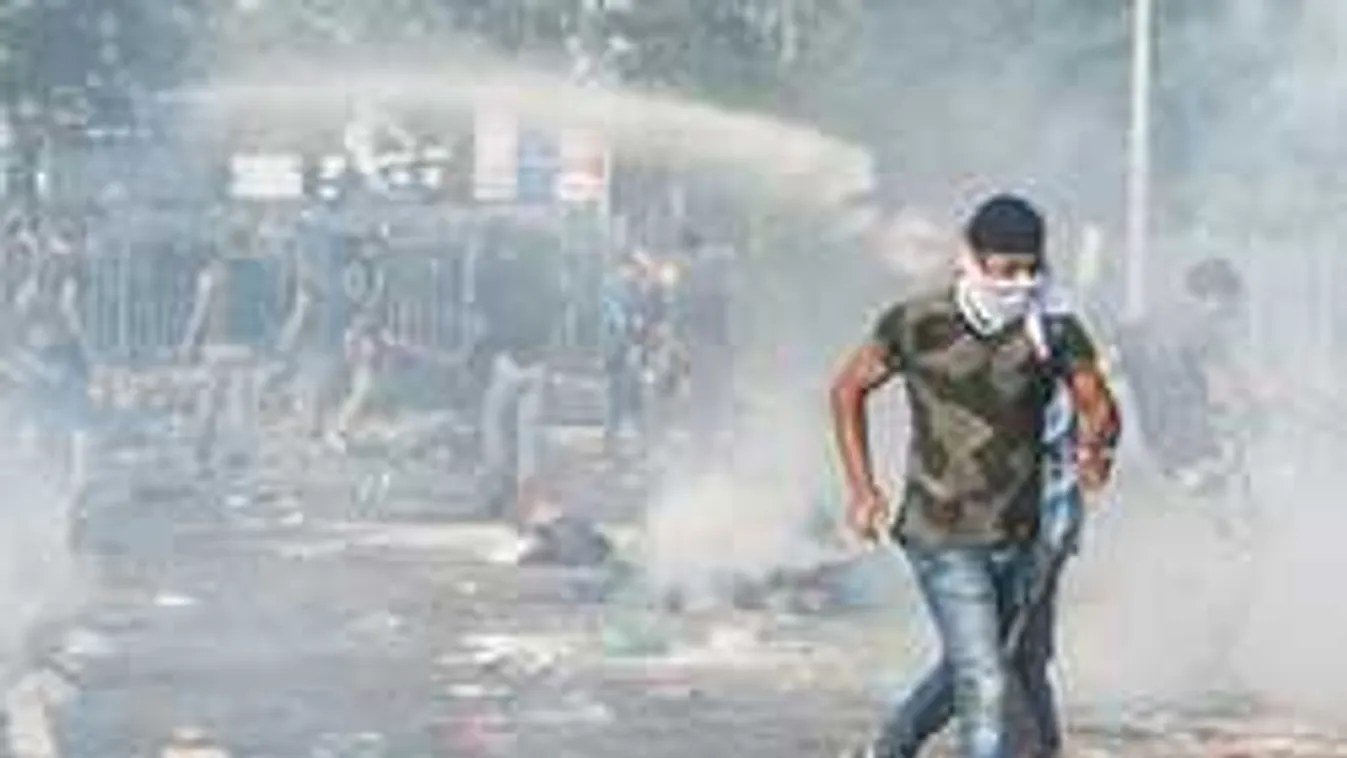 Sunnyogtak a balos képviselők, amikor erről kellett dönteni