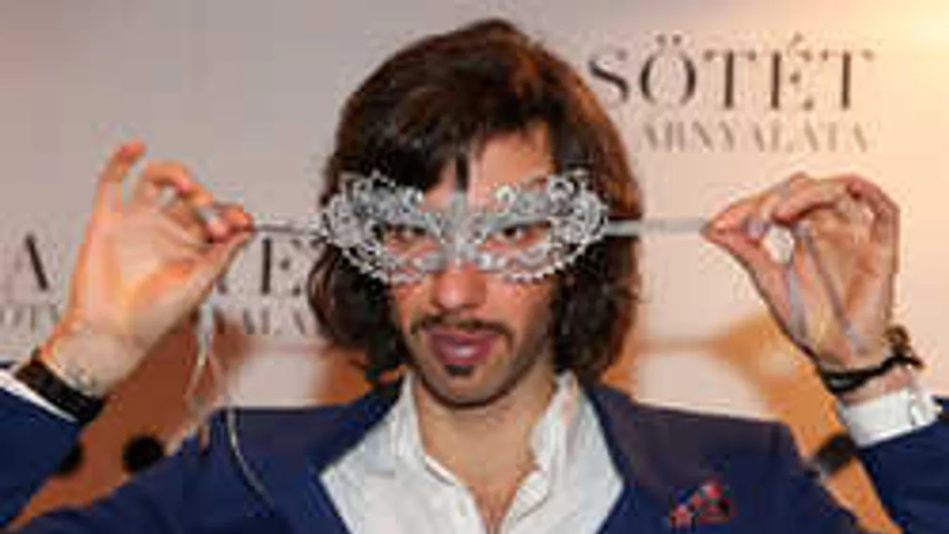 Mit művelt magával? A magyar sztárénekes új külsejére nincsenek szavak