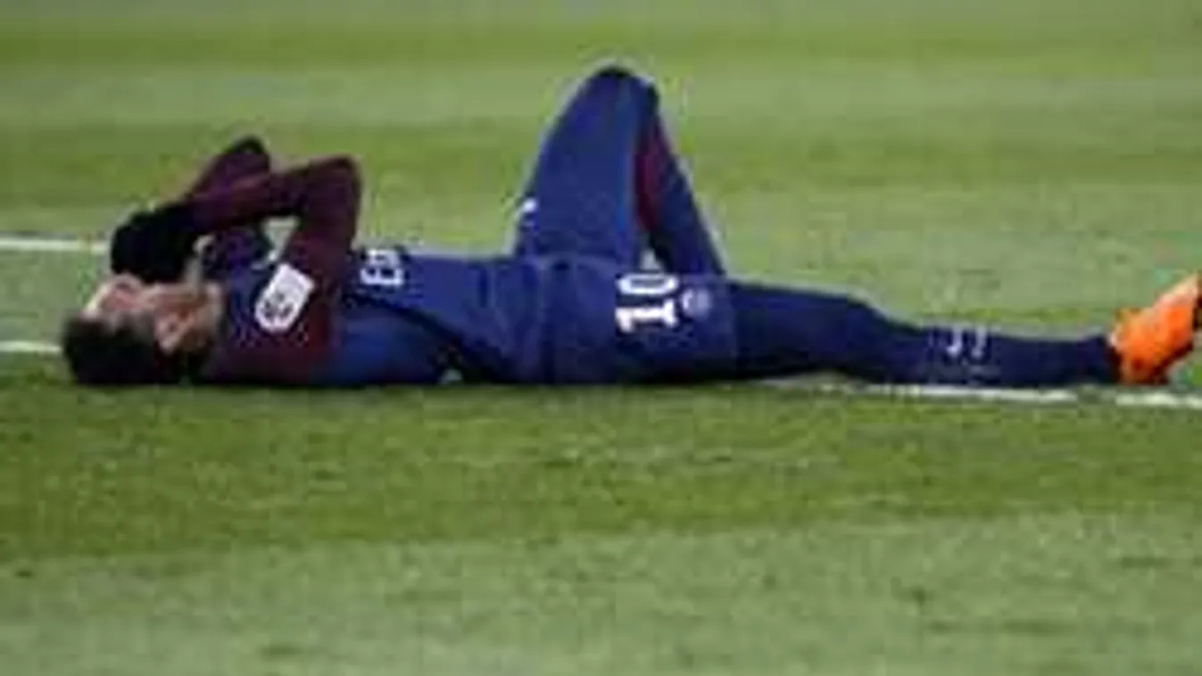 Nagy a baj Neymarnál, kerekesszékben a világsztár