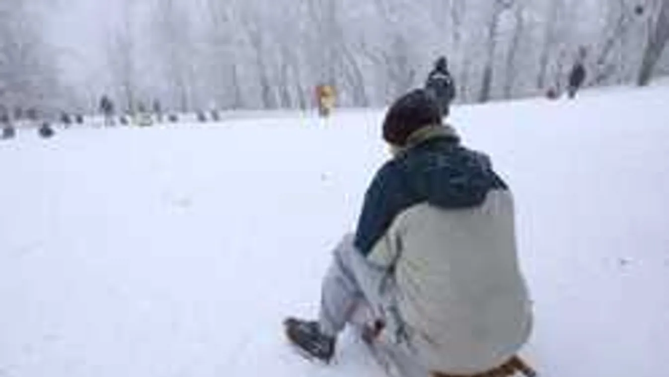 Ennyit a tavaszról, vasárnap érkezik a hóvihar!