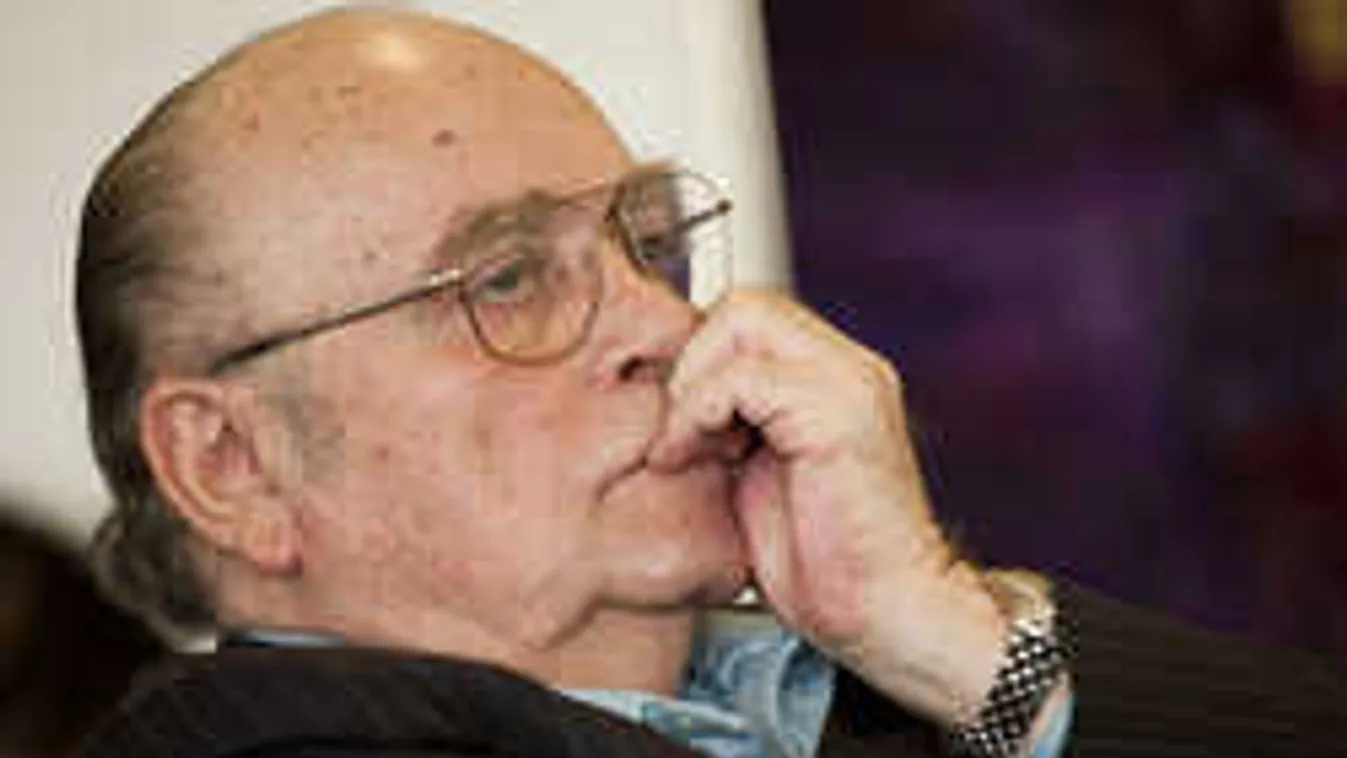 Meghalt Demján Sándor