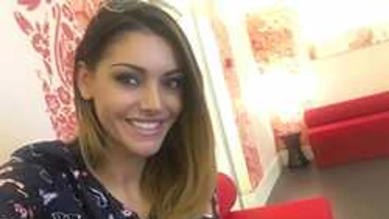 Nehéz időszakon megy keresztül a várandós magyar szépség, ez a baj