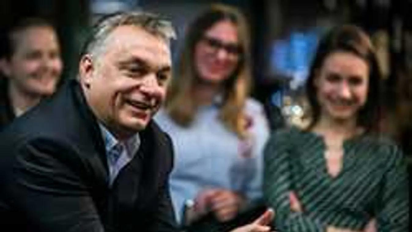 Orbán Viktor: A fiatalokkal közösen kell megvédenünk Magyarországot