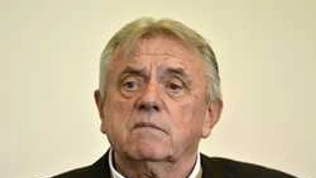 Fordulat, így kezelik Mészöly Kálmánt