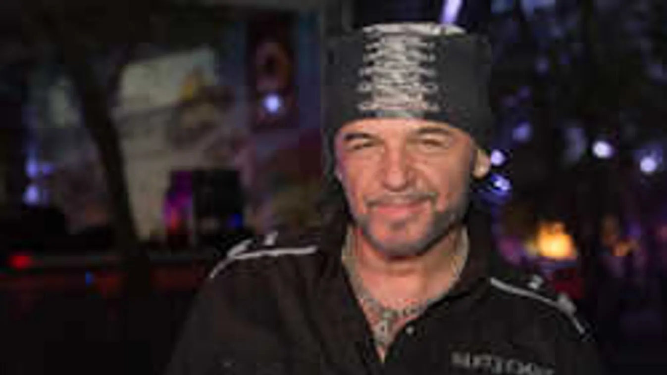 Kozso úgy döntött, végleg leszámol eddigi életével!