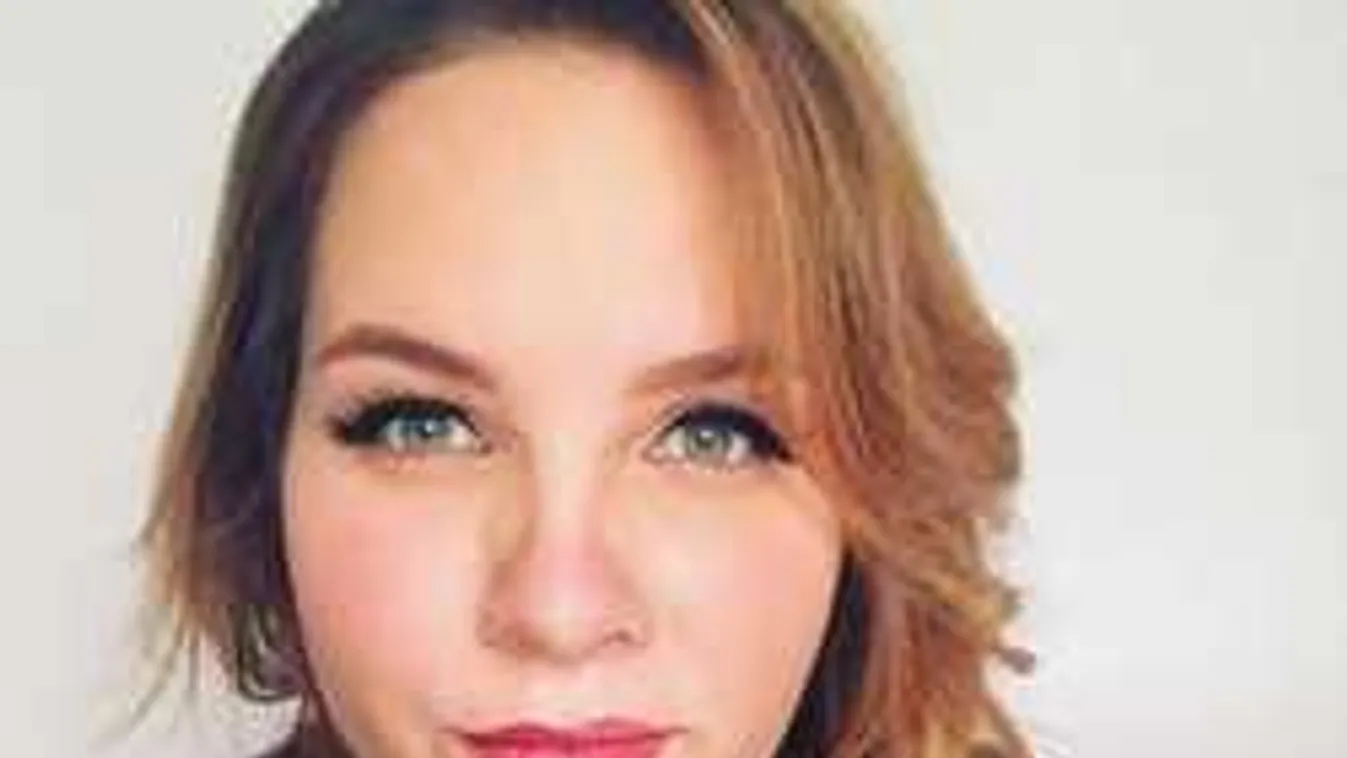 Tóth Vera ágyából jelentjük: Megtelt - Fotó