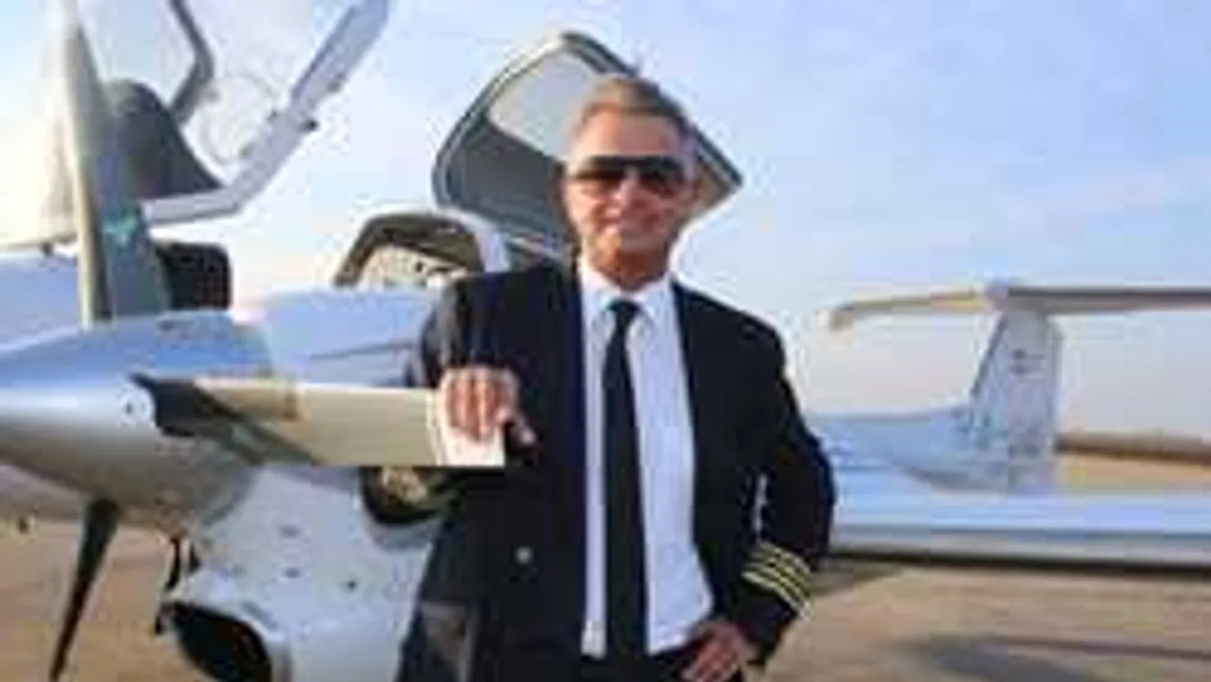 Édes babafotó: először láthatod így a magyar sztárcsemetét