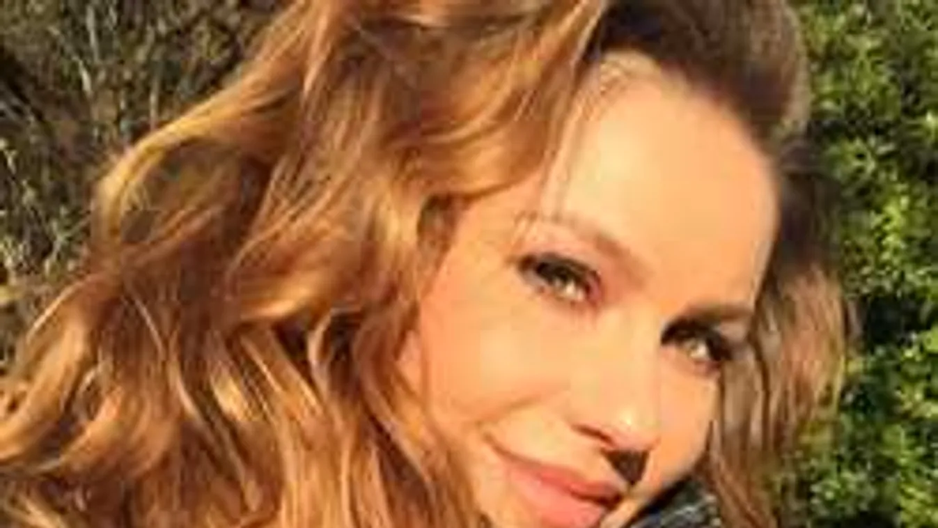 Nem hiszed el, milyen fotó került elő Csősz Bogiról