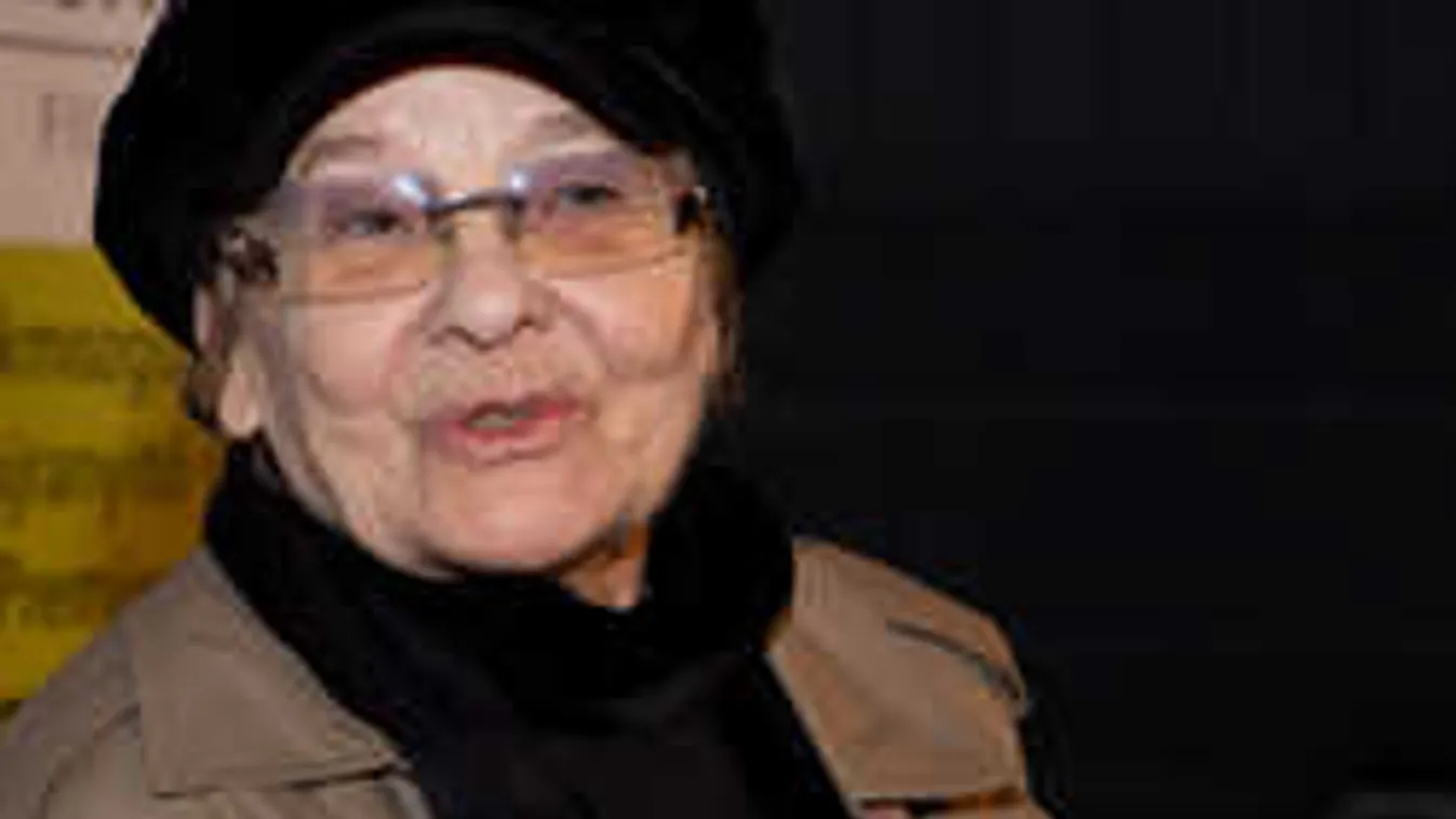 Tanulja a szövegkönyvet, drámában tér vissza a színpadra Törőcsik Mari