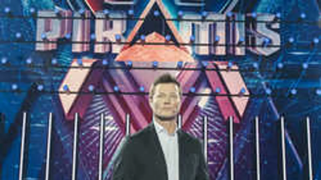 Õszintén vallott szülei kapcsolatáról Stohl András