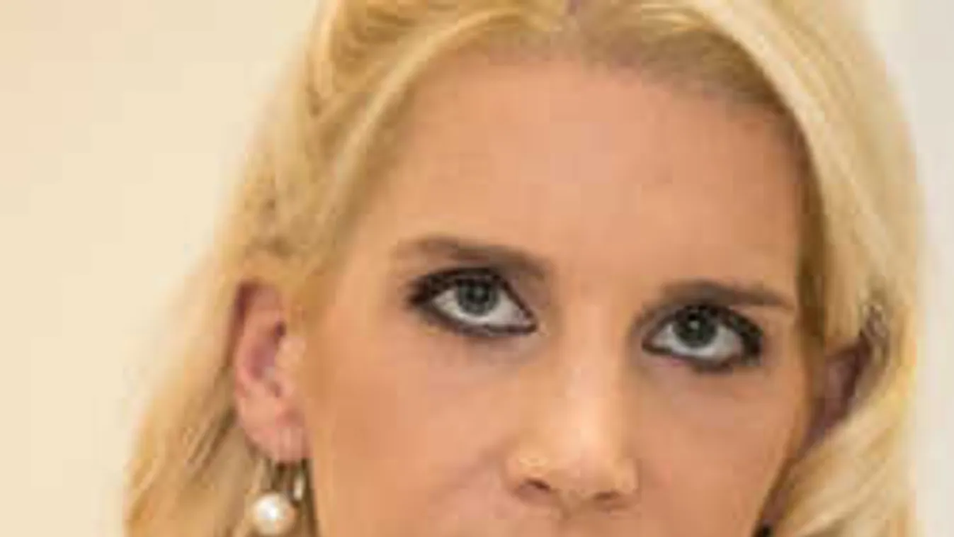 Megdöbbentő részletekről számolt be a leszbikus színésznő barátja