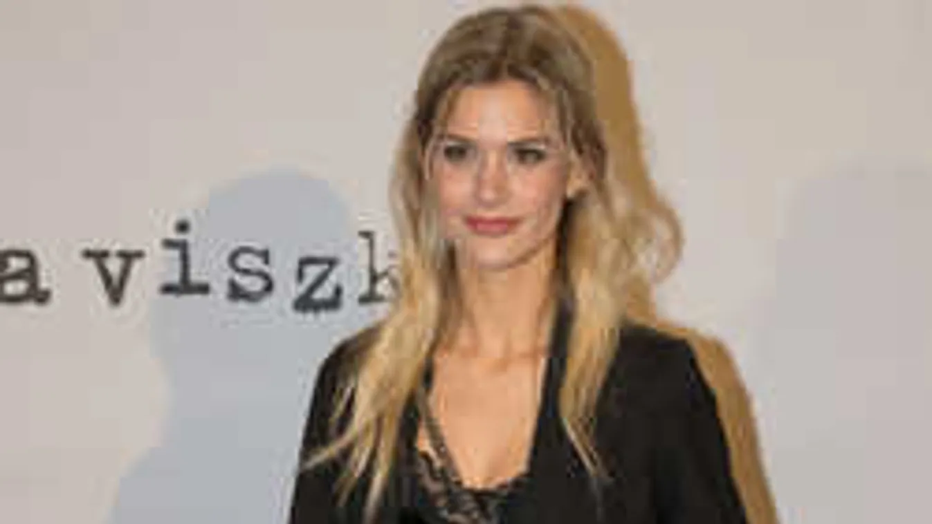 Apró bikiniben mutatta meg tökéletes alakját Weisz Fanni