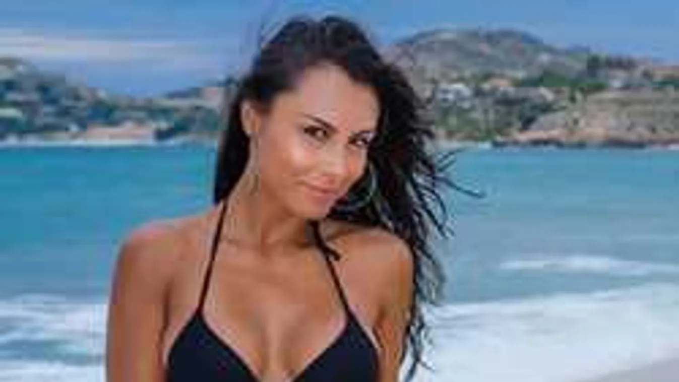 Lebukott, a mosdóban nyitottak rá a dúskeblű gördeszkásra - Fotó