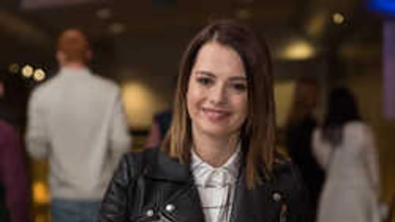 "Jött egy harmadik" - ezért szakított váratlanul Lola és vőlegénye