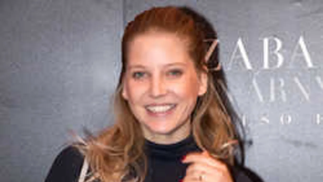 Elutasított egy kislányt, durván beszóltak Szabó Zsófinak