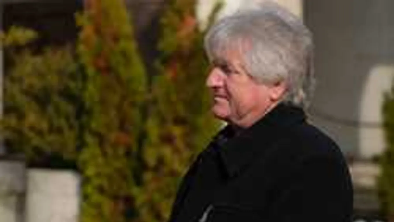 Tahi Tóth László özvegye megtalálta férje hasonmását