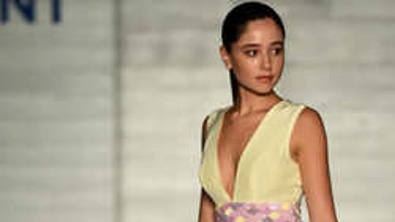 Ez a szín lesz 2018 nyarának mindent elsöprő divatja