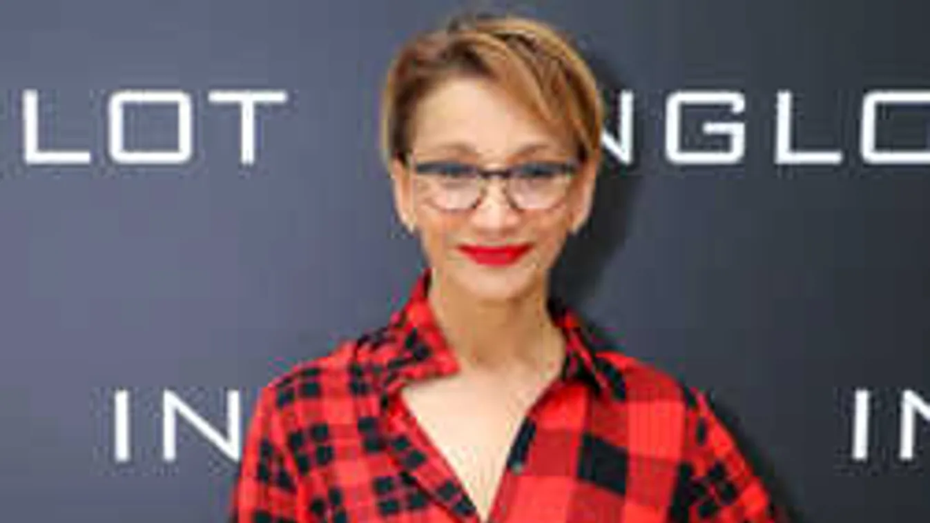 Zavarba jöttünk, bikinis fotó készült Keresztes Ildikóról