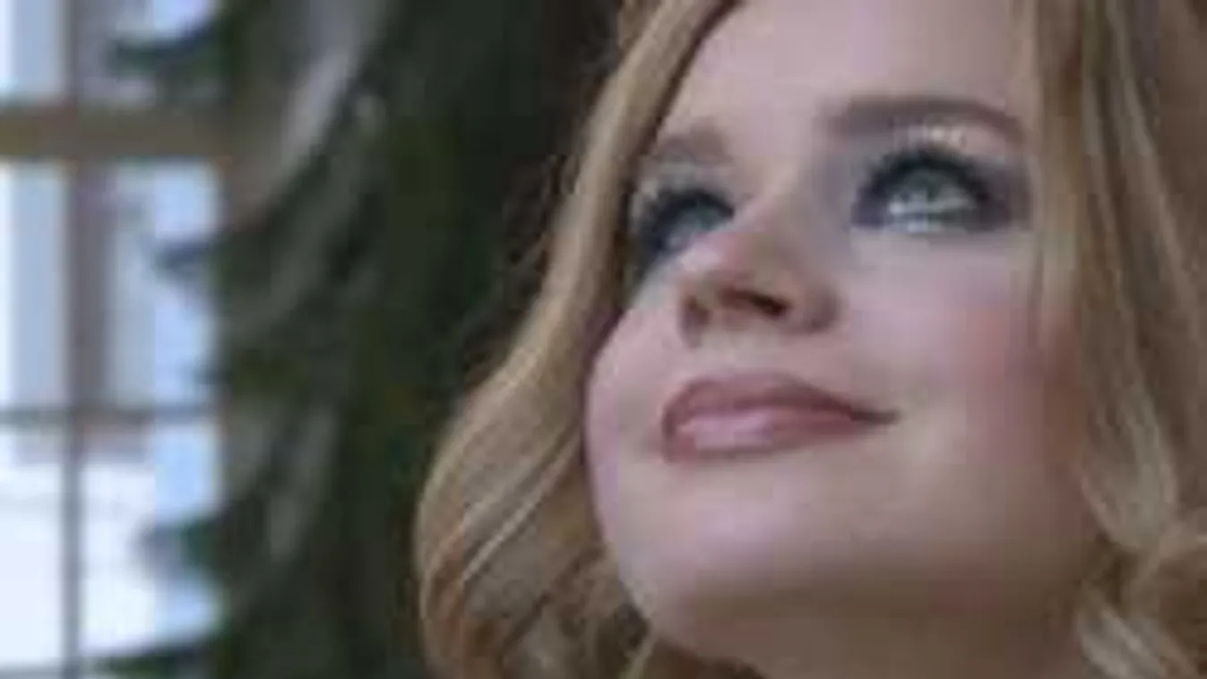 Háromgyerekes műsorvezetőnek adná szüzességét Bálint Emese