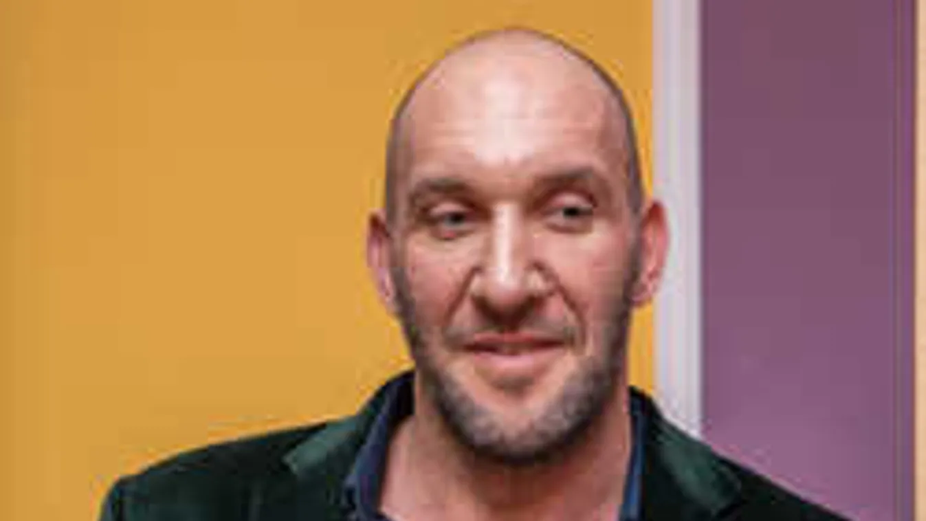 Letolta a nadrágját Berki Krisztián, kiderült, mit rejteget benne -Kép