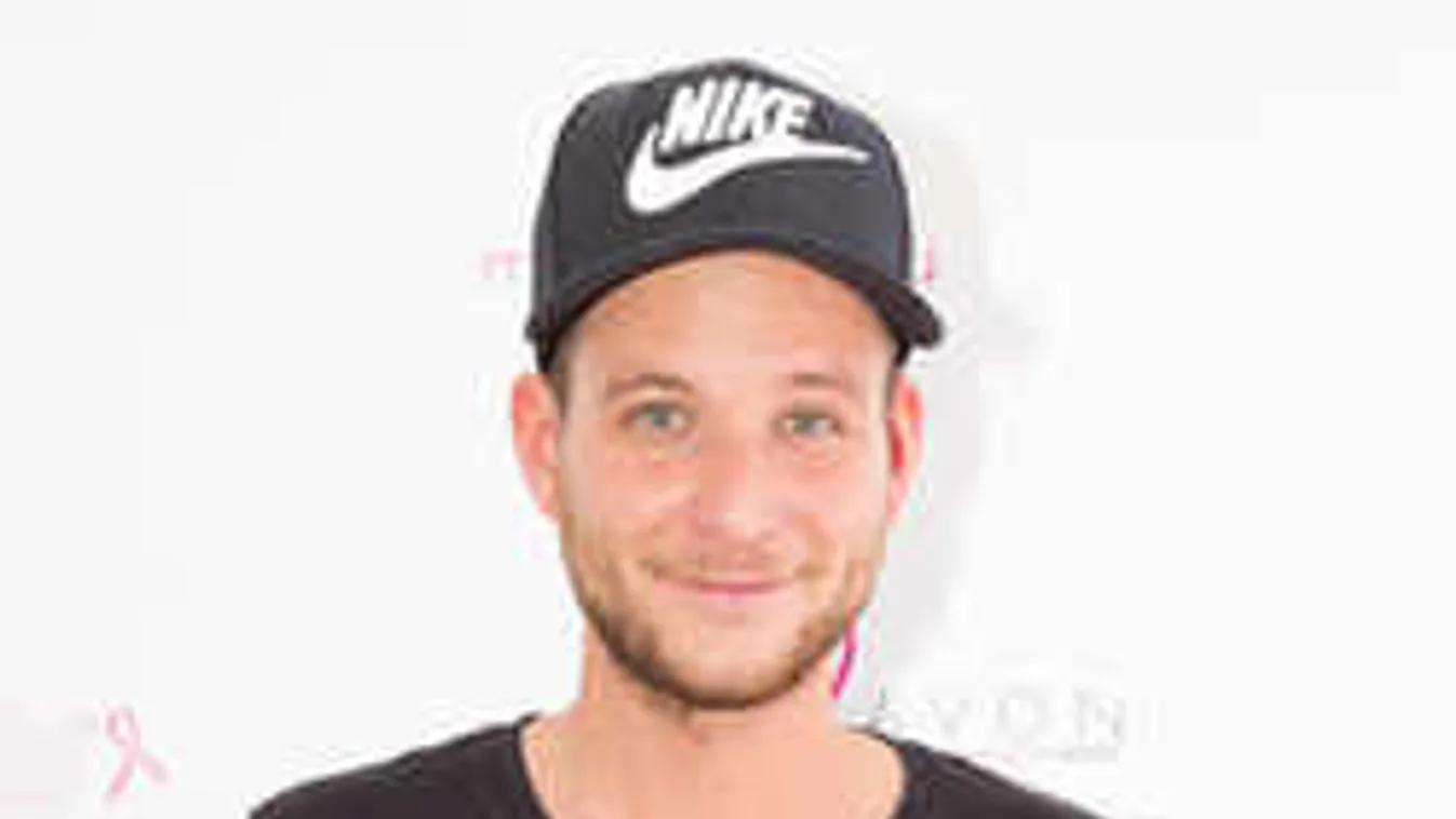 Fájdalmas vallomás, sírva ébredt ma a magyar műsorvezető