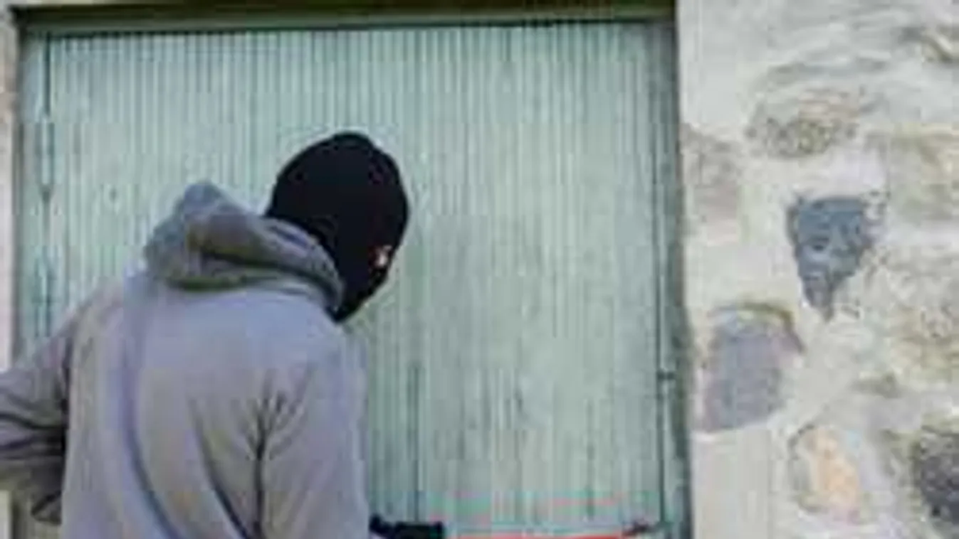 Botrány! Nem fogod elhinni, mit csinált ez a férfi és a fia