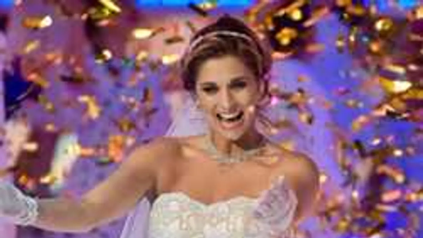 Várandósan öltött menyasszonyi ruhát a TV2 gyönyörű sztárja