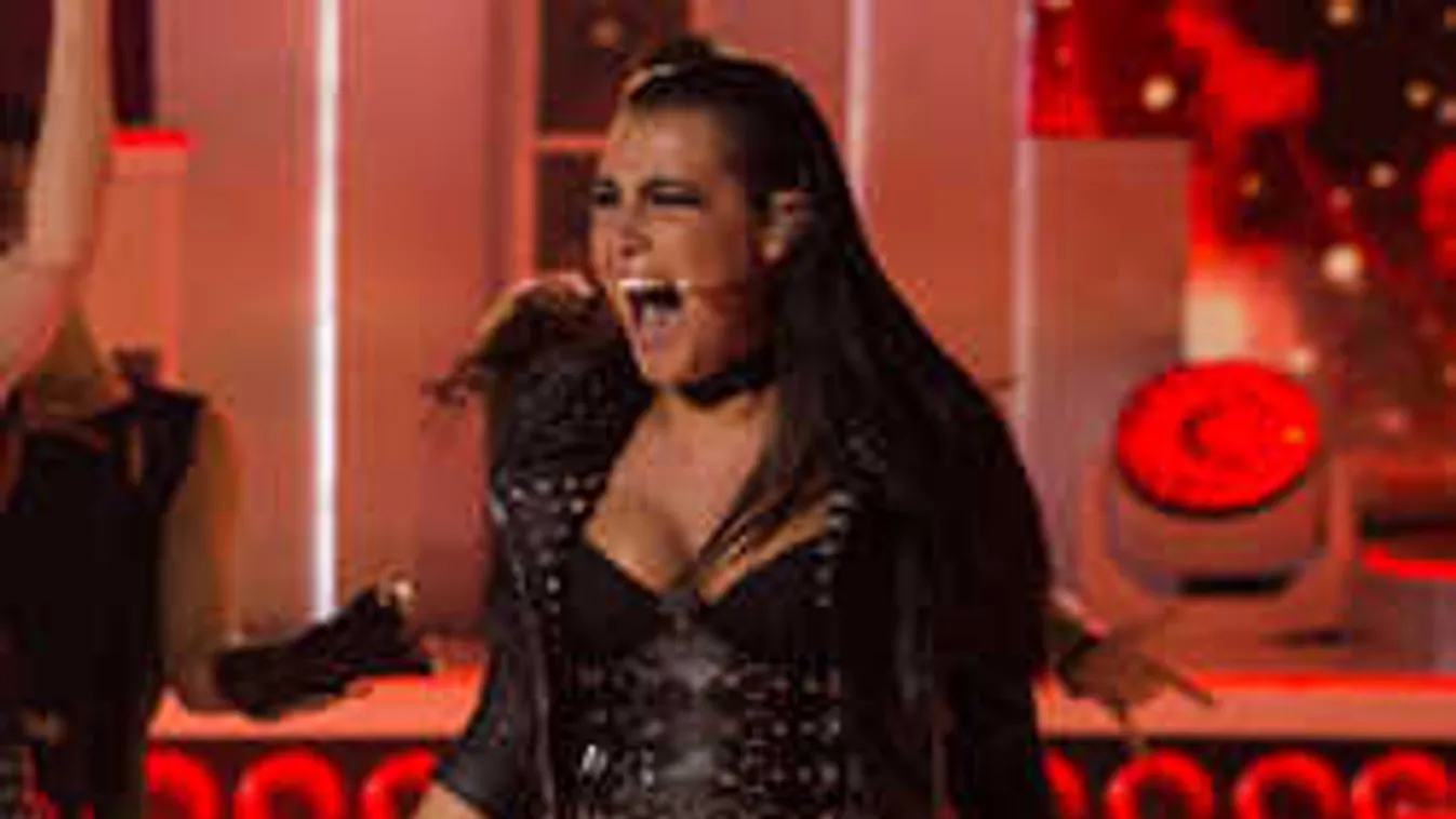 Forró volt az együttlét: bizonyító erejű fotók a magyar sztárpárról